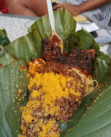 waakye: a Ghanaian dish of cooked rice and beans