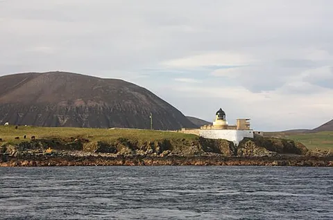 ward hill: a hill, 479 metres high, on the island of Hoy, Orkney Islands council area, Scotland (OS grid ref...