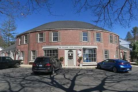 washington depot: a community in the town of Washington, Litchfield County, Connecticut, United States