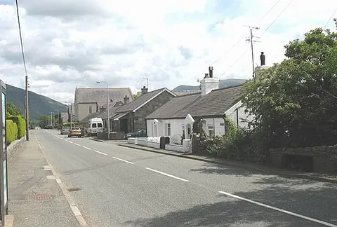 waunfawr: a village and community in Gwynedd, Wales (OS grid ref SH5259)