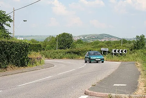 waungron: a hamlet in Grovesend and Waungron community, City and County of Swansea, Wales (OS grid ref SN5902)
