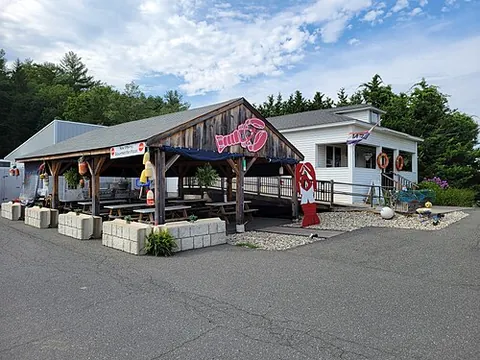 west hatfield: a historic district in the town of Hatfield, Hampshire County, Massachusetts, United States
