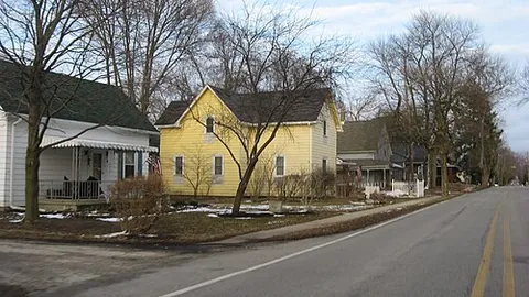 whitestown: a town in Boone County, Indiana