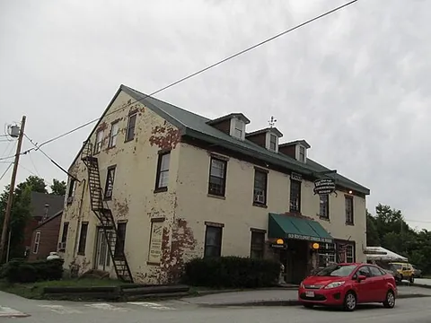 winterport: a town in Waldo County, Maine, United States