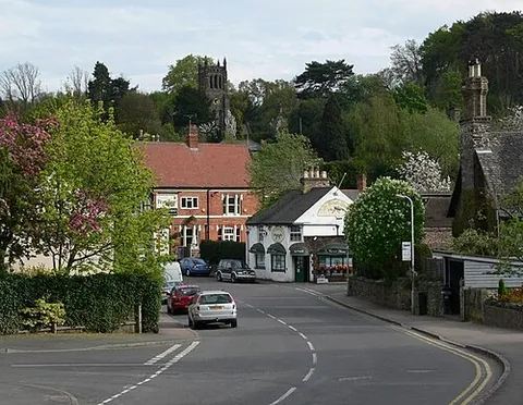 woodhouse eaves: a village in Woodhouse parish, Charnwood borough, Leicestershire, England (OS grid ref SK5214)