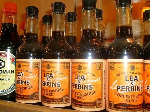 worcestershire sauce: an English condiment made with vinegar, onions, garlic, etc.; a thin, piquant sauce used as a table...