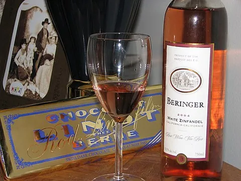 zin: zinfandel wine